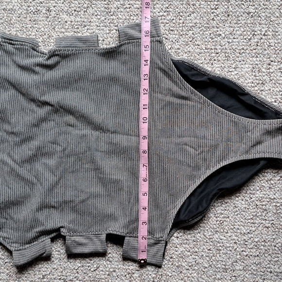 Shade & Shore metallic stripe side cutout one piece - Picture 10 of 11